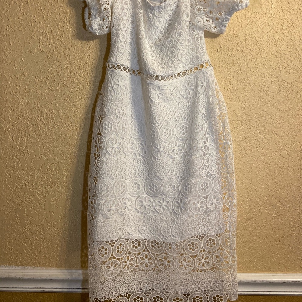 White lace dress